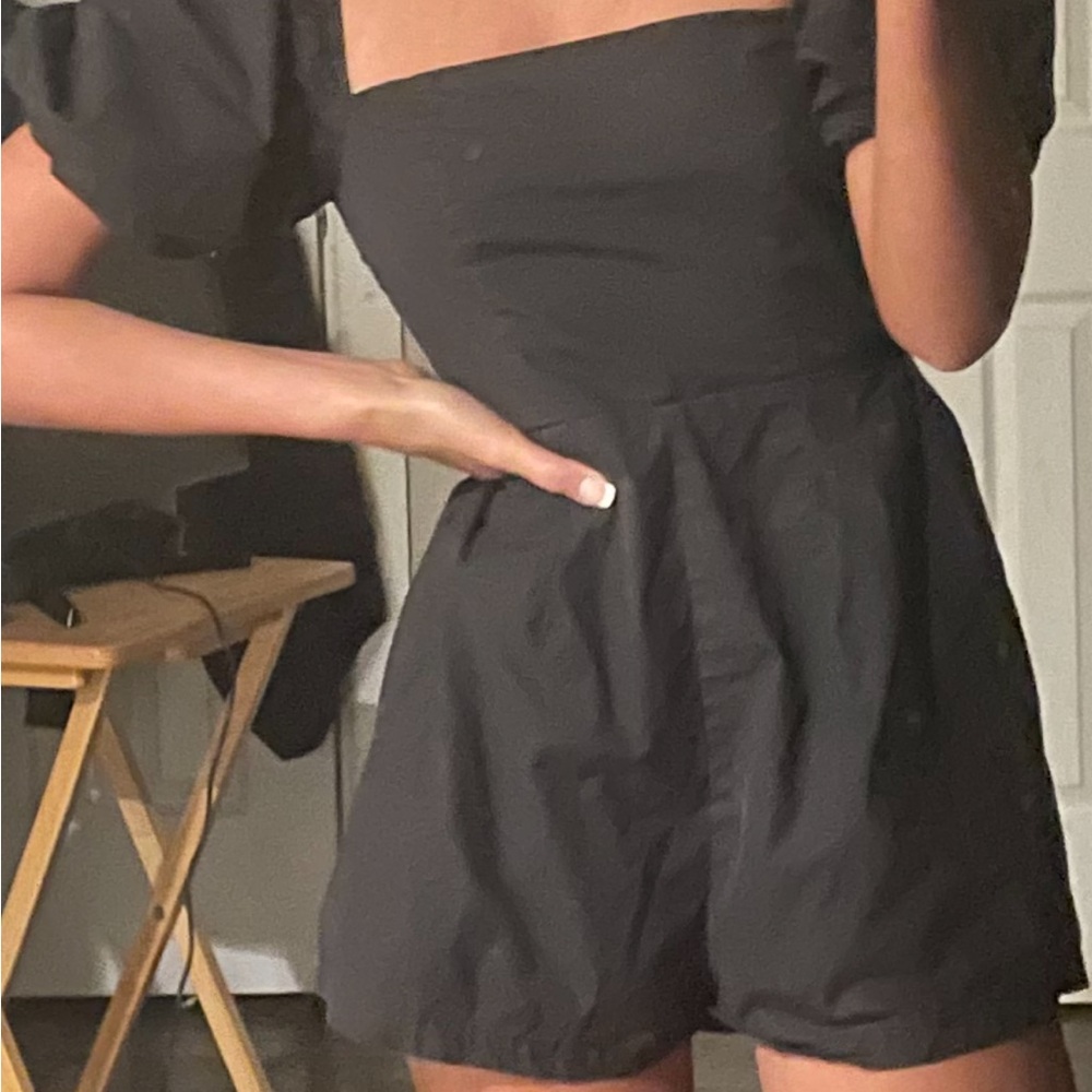 Women's Black Puff Sleeve Romper